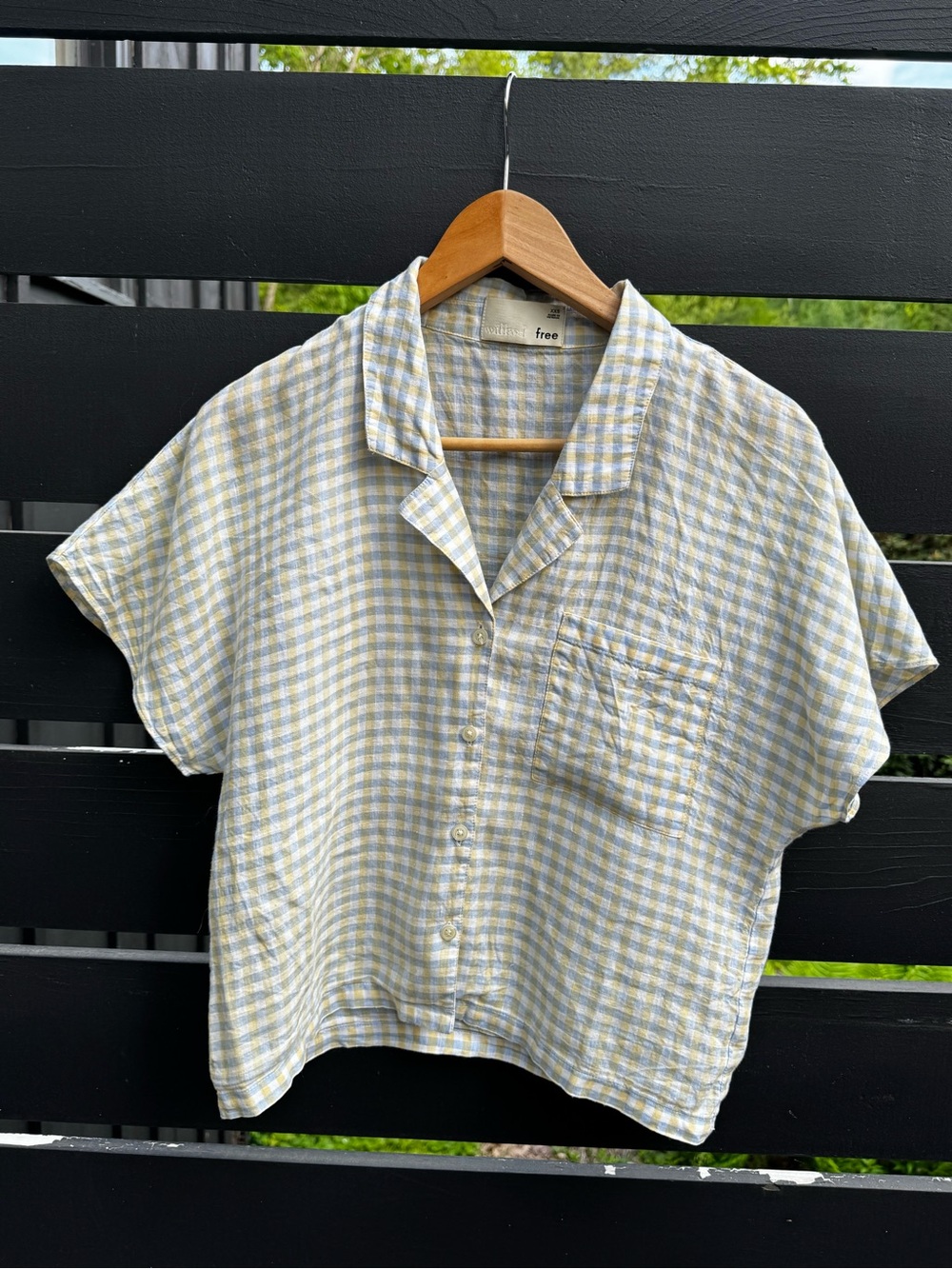 Aritzia Wilfred Free Short-Sleeve linen Gingham Button-Down
